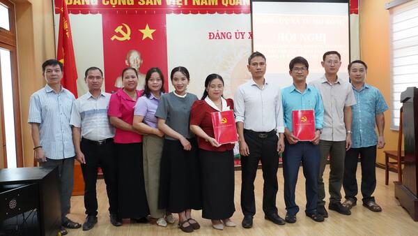 XÃ TU MƠ RÔNG BÀN GIAO NHIỆM VỤ THAM MƯU VỀ CÔNG TÁC DÂN VẬN